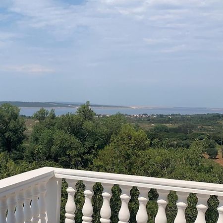 Haus Lilli Mit Pool Ražanac Exterior foto